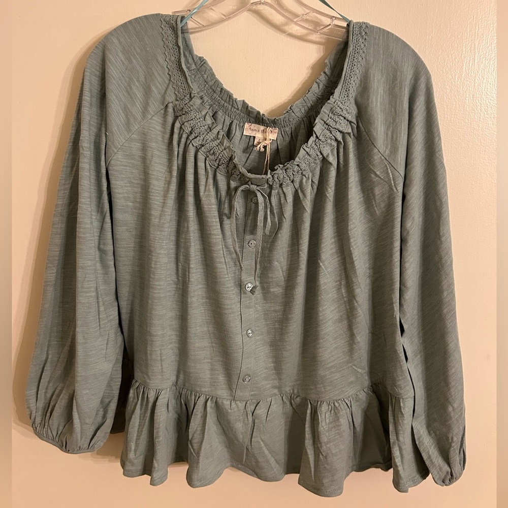 Hem & Thread Women's Green Blouse
